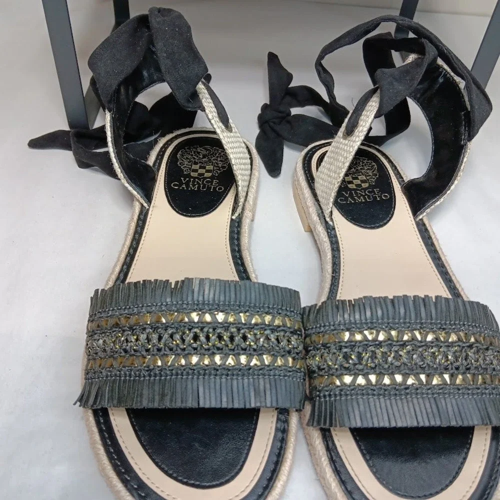 Vince Camuto vince camuto